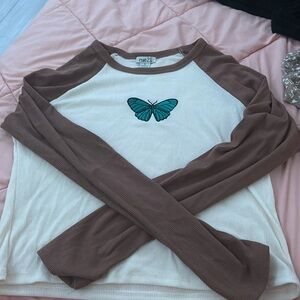 Long sleeved crop top